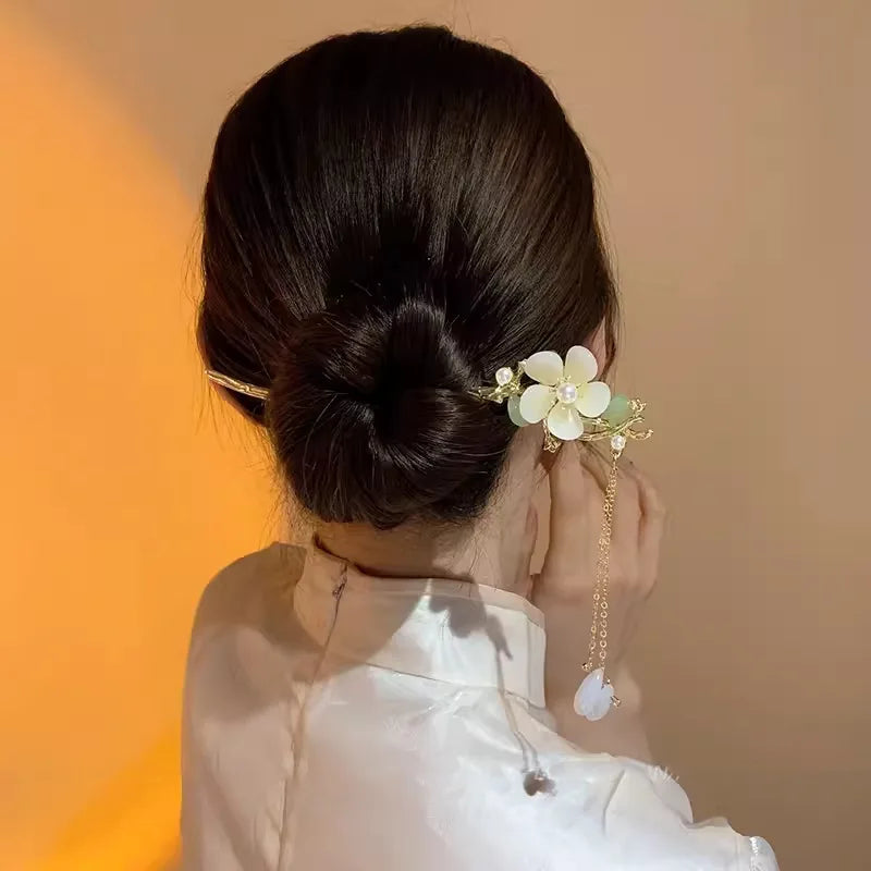 Horquilla para el pelo de estilo chino elegante, horquilla con borla para moño, diseño Floral tradicional, joyería para mujer, accesorios para el cabello