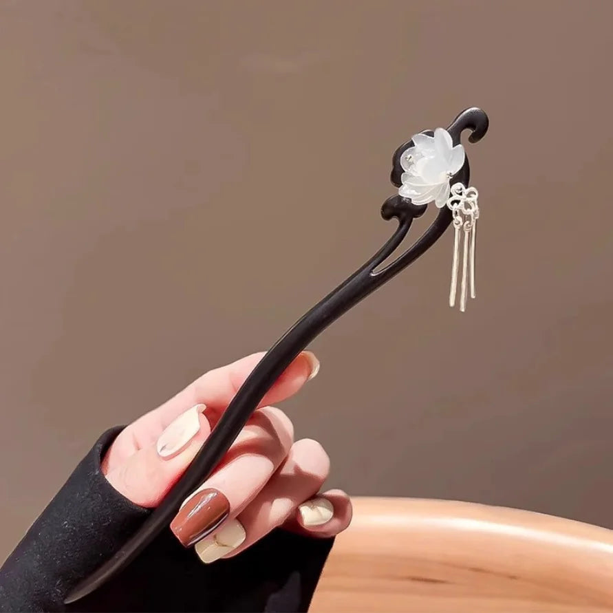 Palillos para el cabello de madera chinos Vintage para mujer, horquillas de lujo con flor de loto, palillos para el cabello, accesorios de joyería para la cabeza del banquete de boda